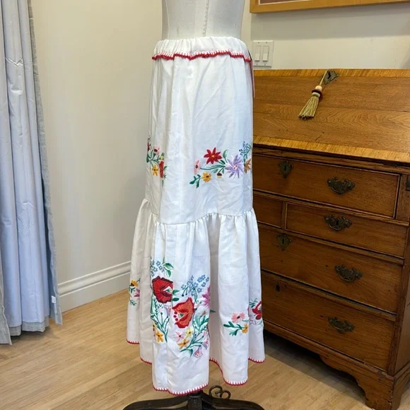 Little Sartoria Embroidered Long Skirt